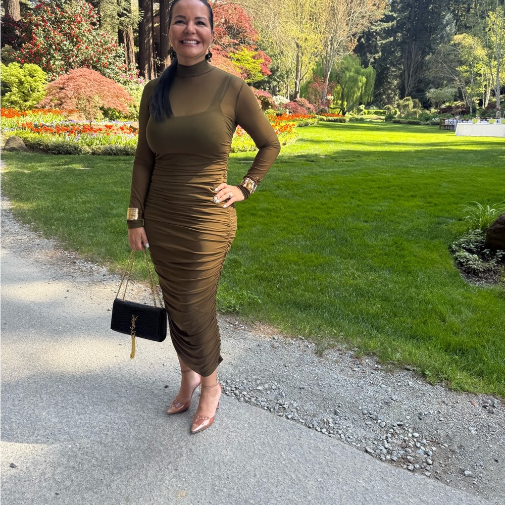 Elegant Olive Green Long Sleeve Dress